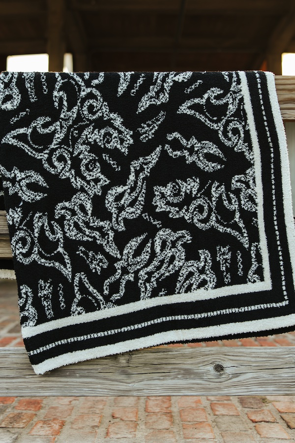 Lucky & Blessed Black Boot Stitch Printed Polyester Microfiber Blanket (50in x 60in)