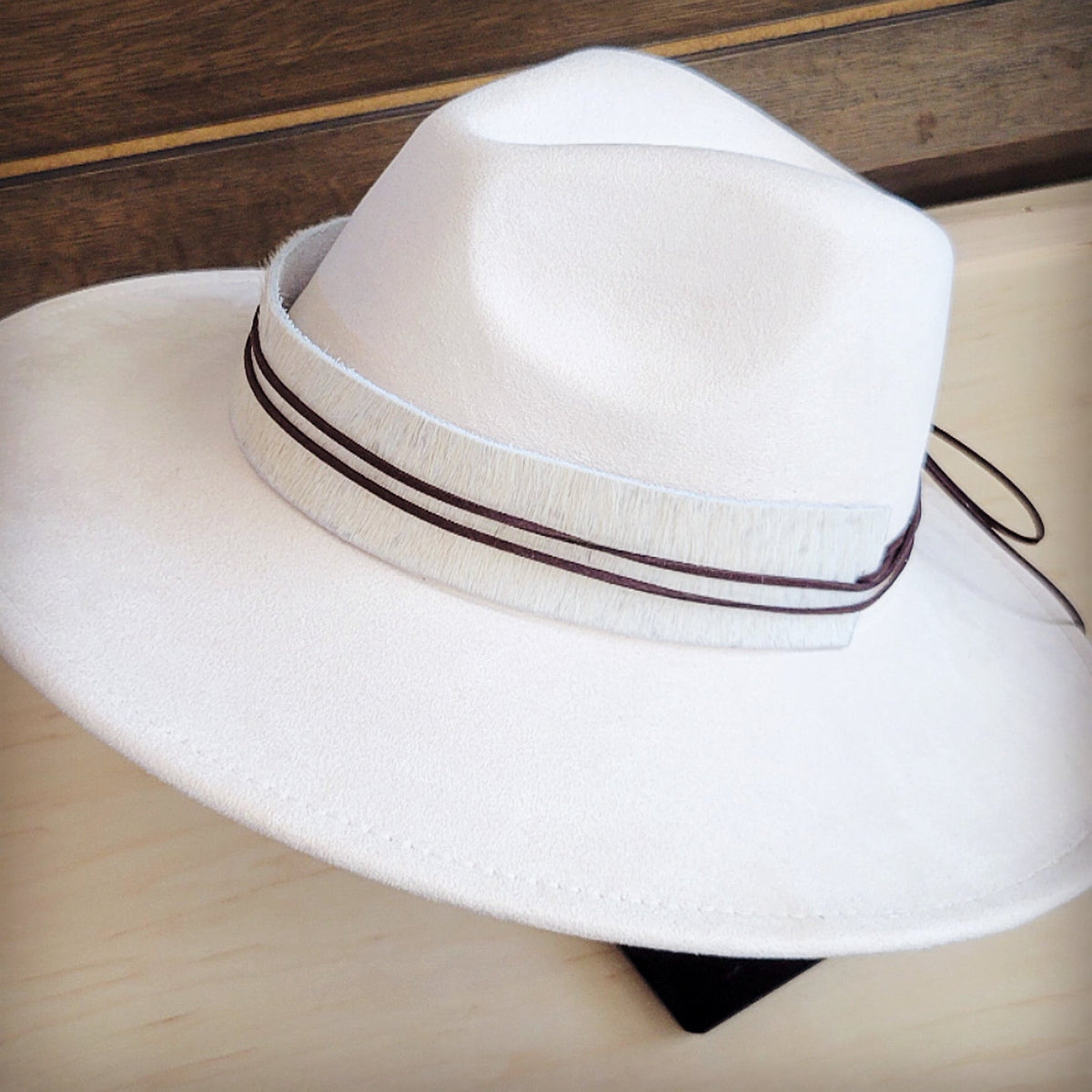 **Wide Genuine Hair Hide White Hat Band Only 954j