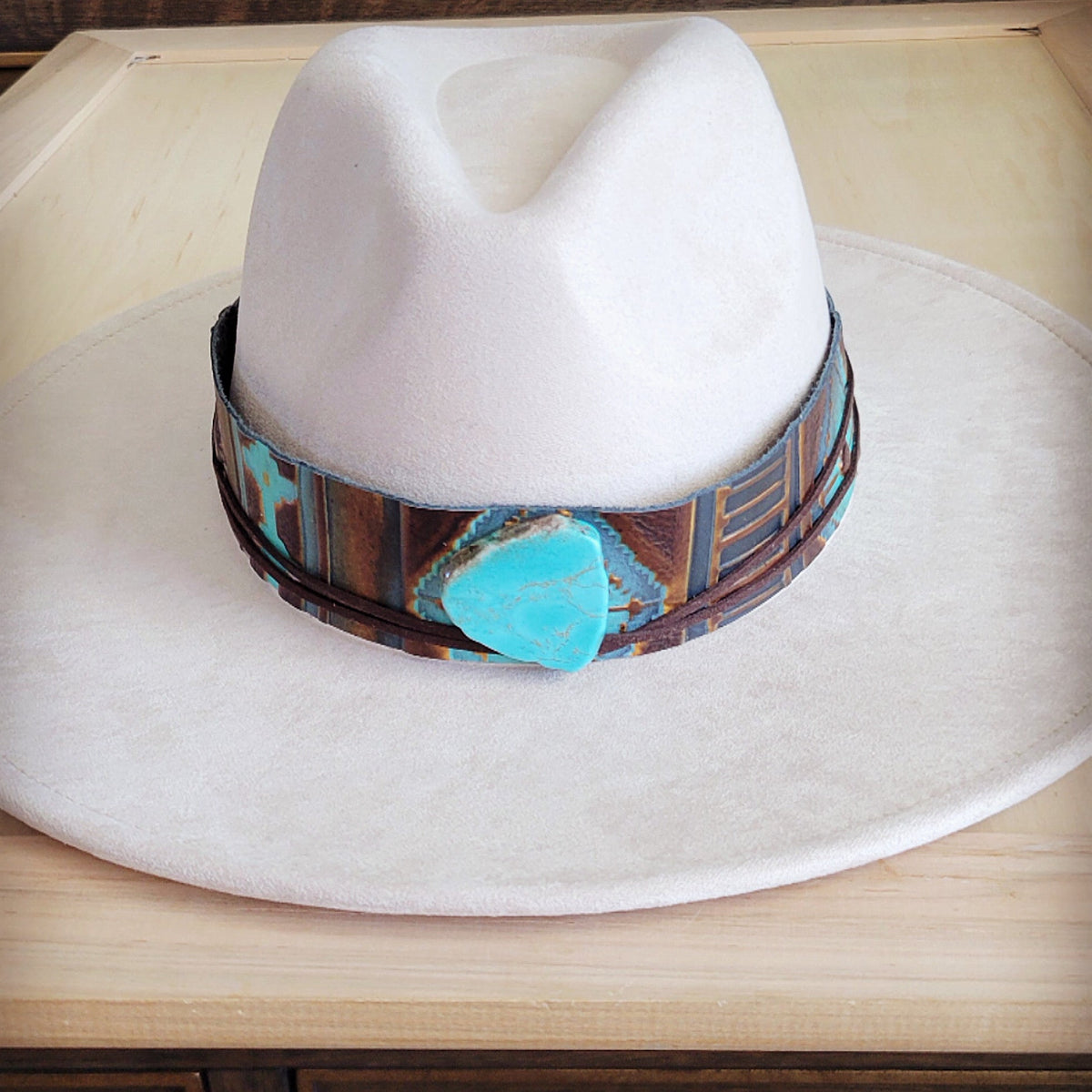 **Wide Genuine Leather Blue Navajo Hat Band w/ Turq 953j