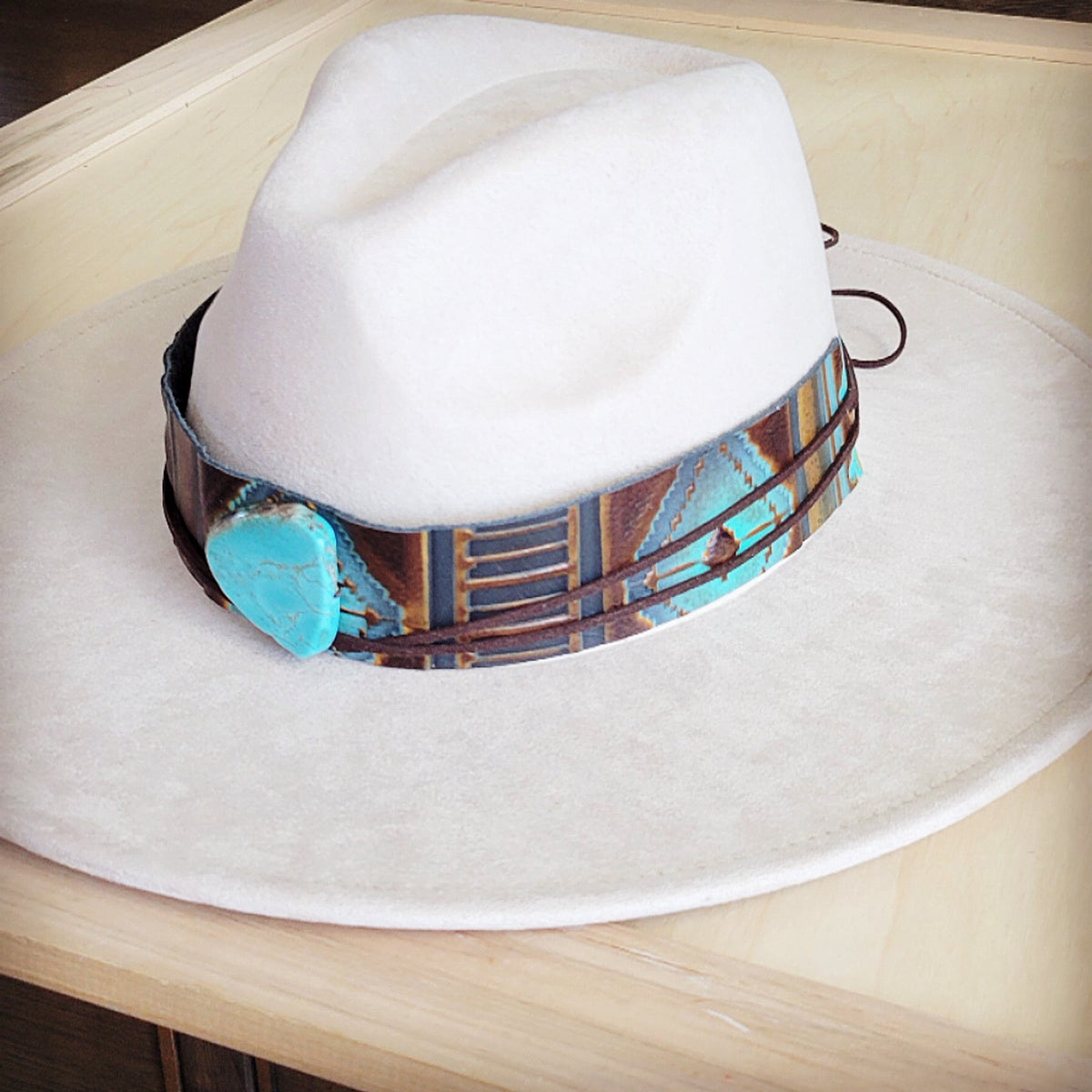 **Wide Genuine Leather Blue Navajo Hat Band w/ Turq 953j