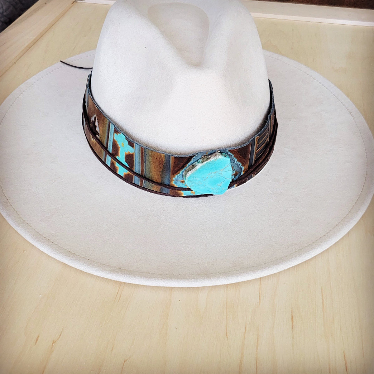**Wide Genuine Leather Blue Navajo Hat Band w/ Turq 953j