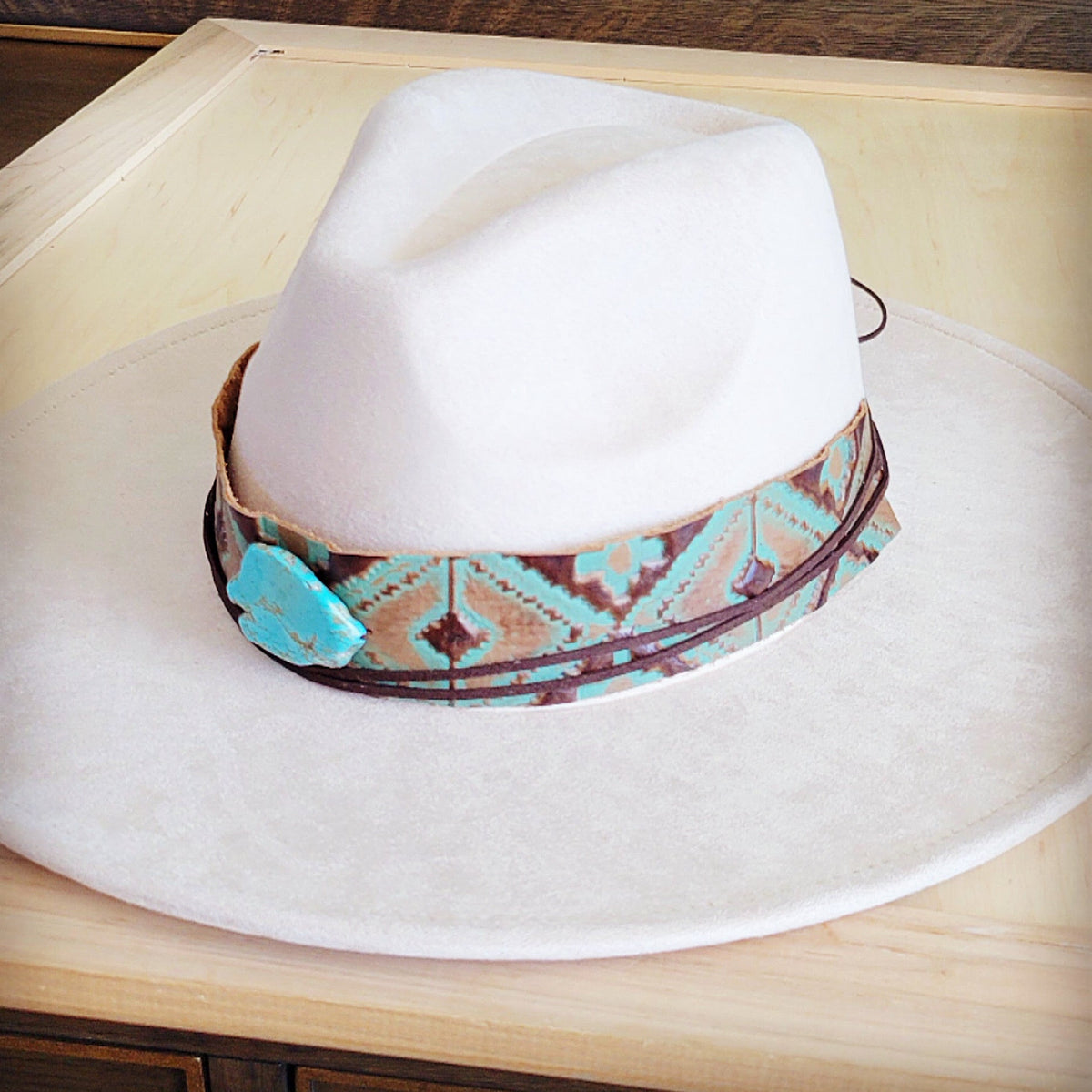 **Wide Genuine Leather Turquoise Navajo Hat Band w/ Turq 953i