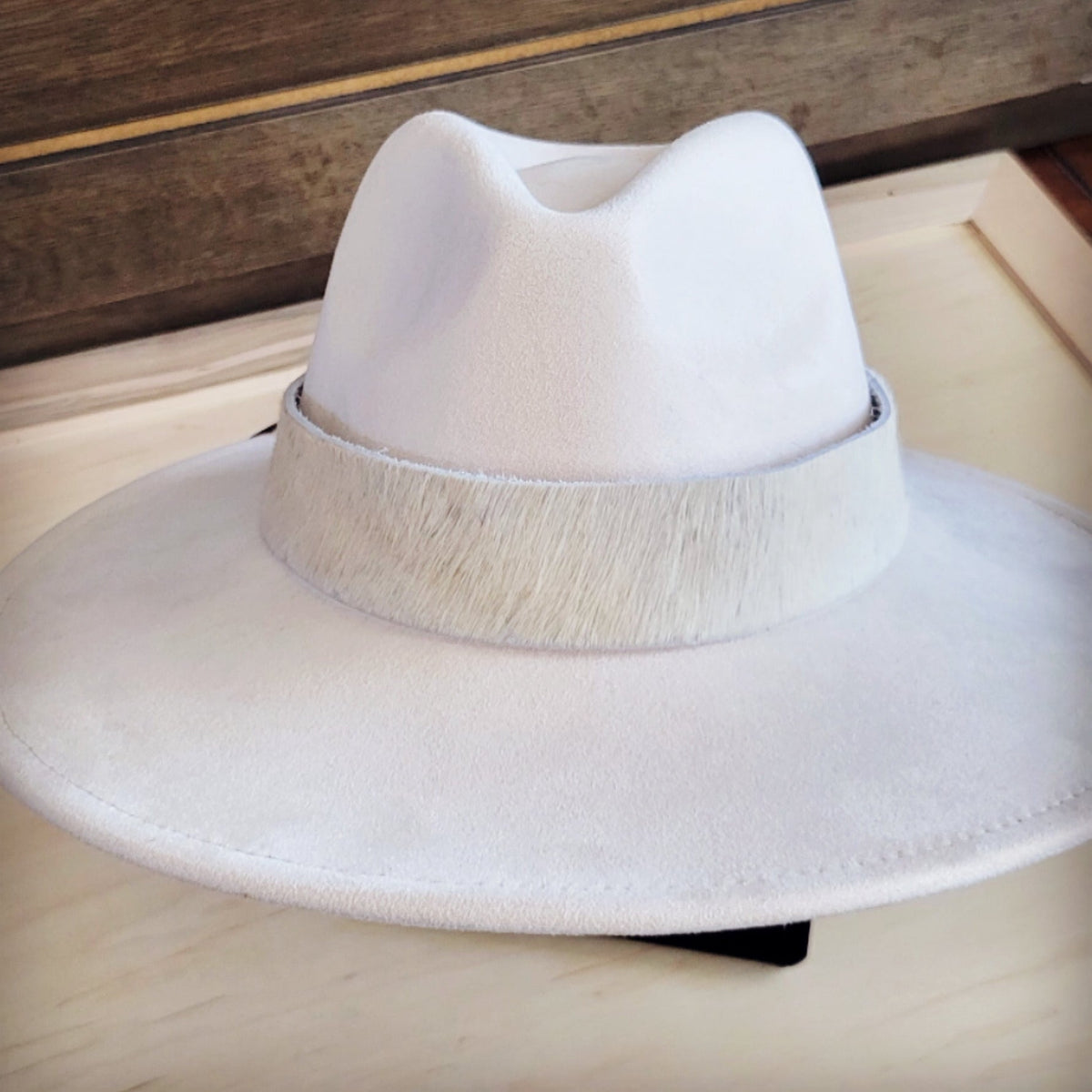 **Wide Genuine Hair Hide White Hat Band Only 954j