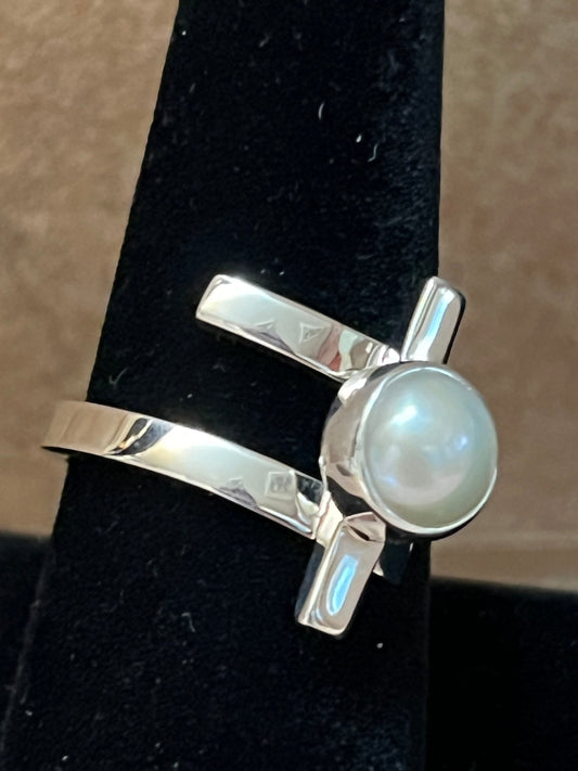 Wrap Sterling Silver Ring w/ Pearl Center