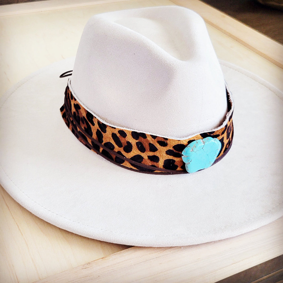 Wide Genuine Leather Leopard Hat Band w/ Turquoise 953h