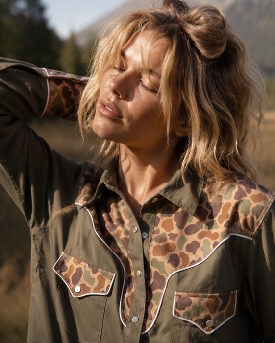 Straight Shooter Duck Camo Pearl Snap Blouse
