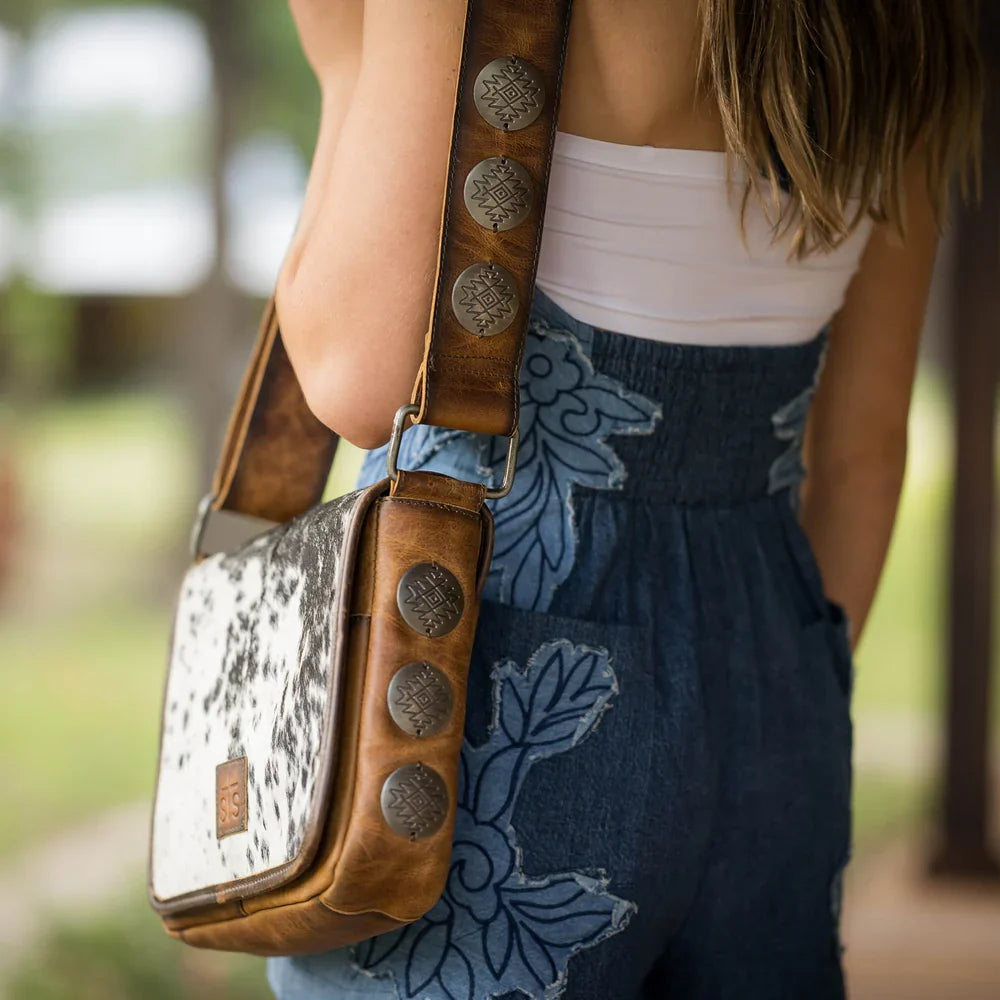 Vaquero Cowhide Della Crossbody