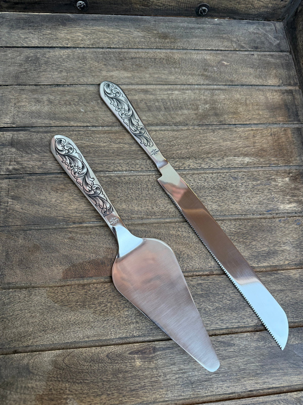 Wedding Cake Serving Set | Engraved Cake Knife and Server (No Turquoise) - Ready to Ship