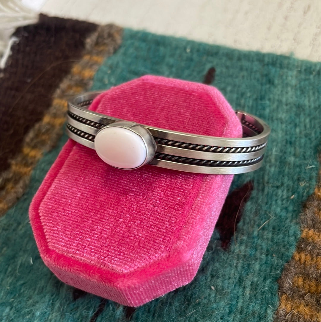 Handcrafted Pink Conch & Sterling Silver Adjustable Oval Cuff Bracelet Signed Tahe