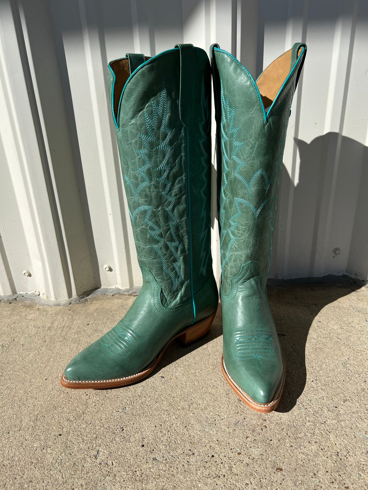 Black Star Sierra Boots